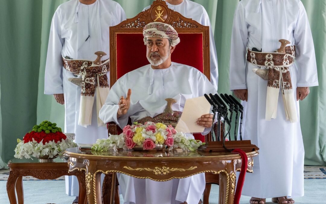 His Majesty the Sultan held a meeting on Sunday at the Royal Camp in Saih Al Mahasin valley in the Wilayat of Khasab, Musandam Governorate