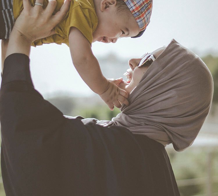 Oman’s Commitment to Supporting Working Women and Families Through Maternity Leave Insurance