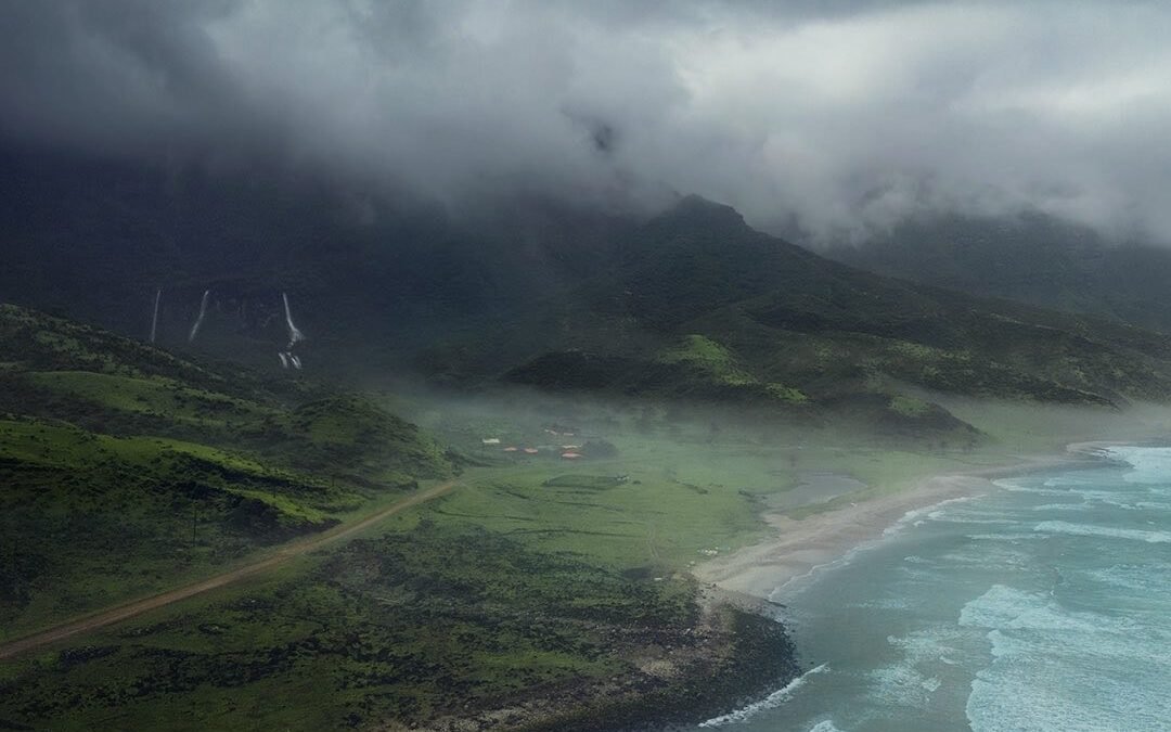 Navigating the Khareef Season in Dhofar: The Importance of Safety and Environmental Preservation in Beaches and Ponds